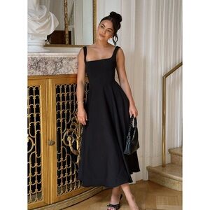 Odd Muse Ultimate Muse High Waist Square Neck Midi Dress Black Size Medium NWT